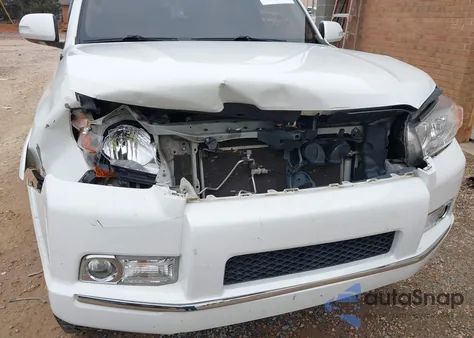 2013 Toyota 4Runner Limited z USA, uszkodzony, nr VIN JTEBU5JR5D5111980